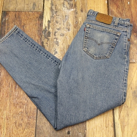 Details about / Levi Strauss 550 Blue Vintage Jeans Size 34 x 30 USA